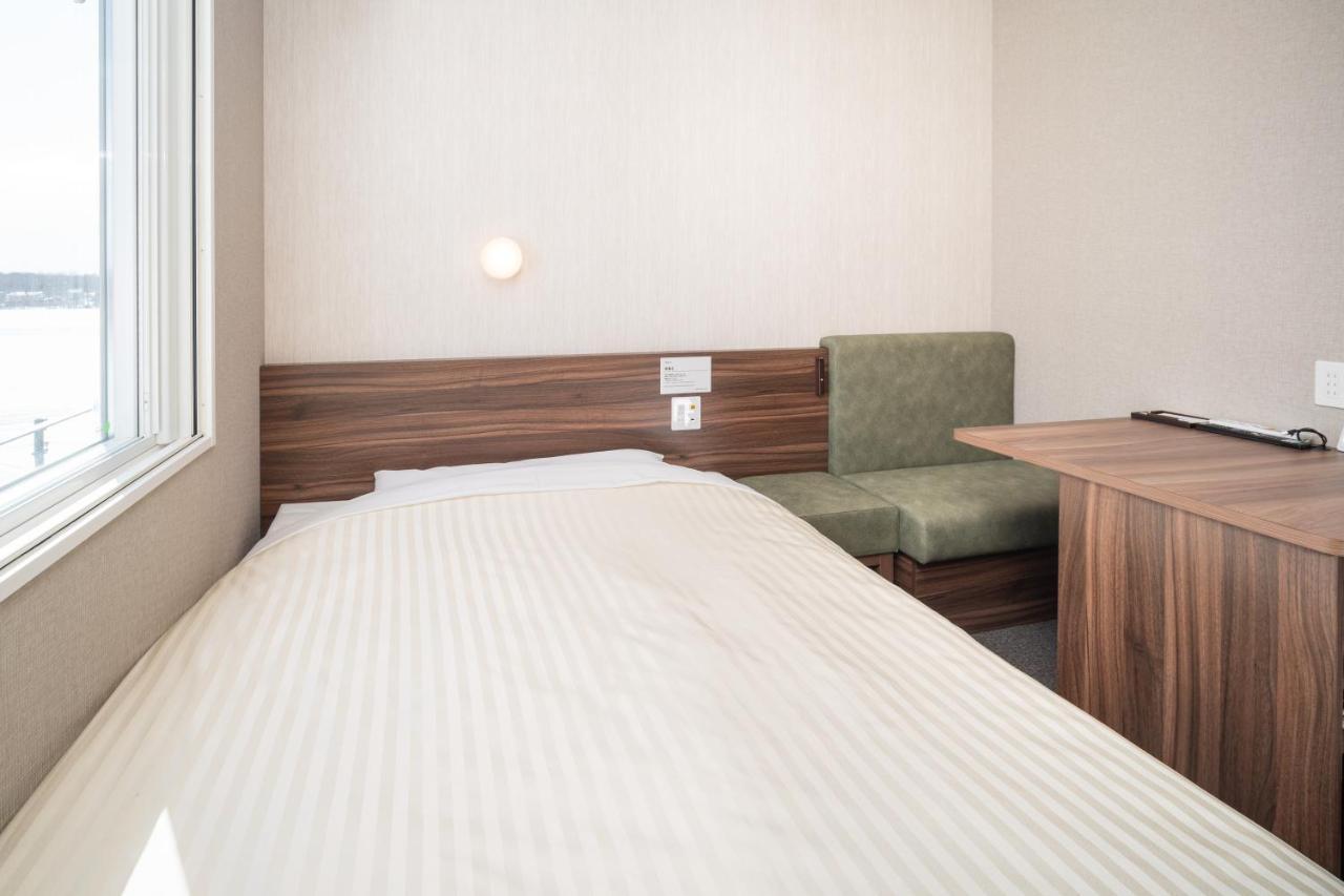 Super Hotel